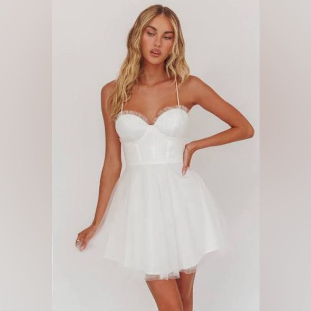 Selfie Leslie Smitten Sweetheart Neckline Chiffon Mini Party Dress White Medium